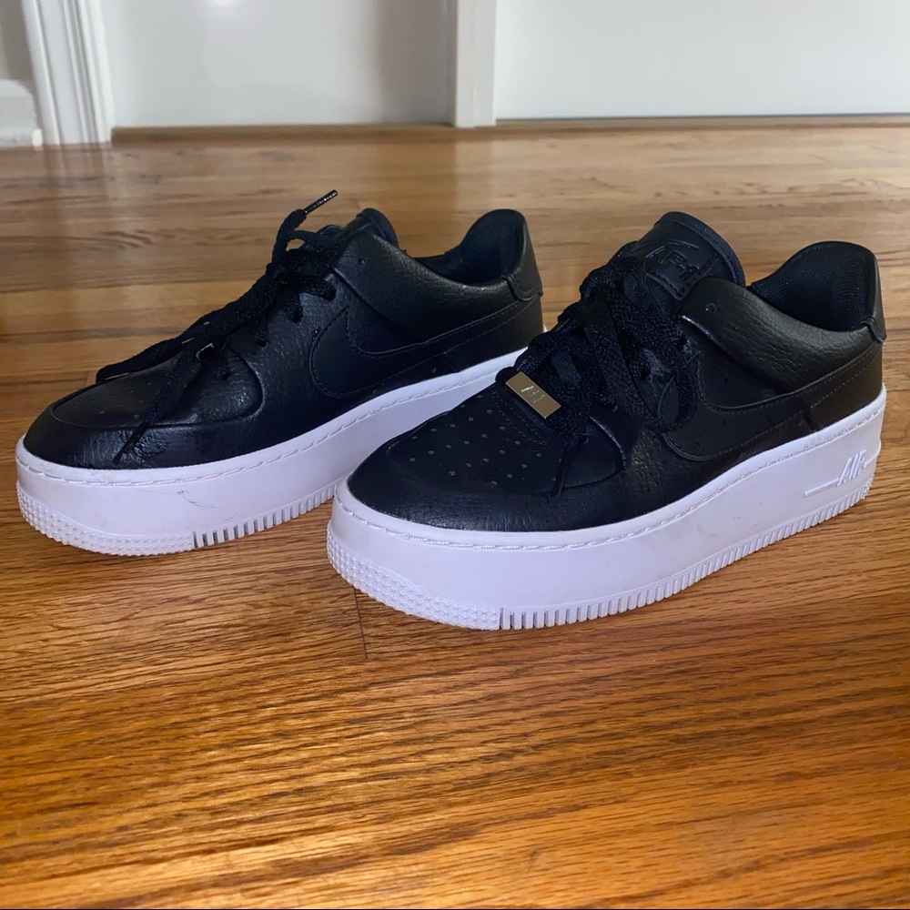 Nike Air Force 1 Sage Low platforms in black leather. Size 6. Worn once.